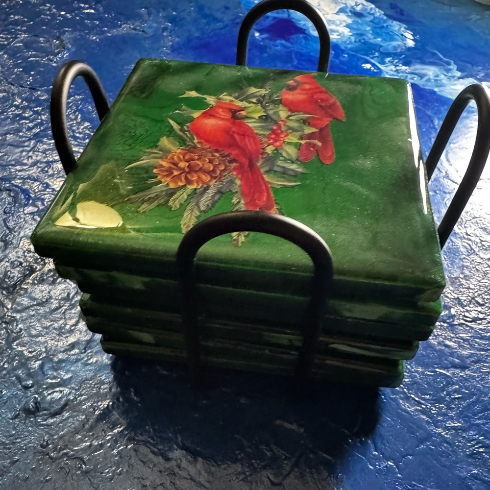 (6) COASTERS-HOLIDAY Green Acrylic Set w/different design, resin Holder included